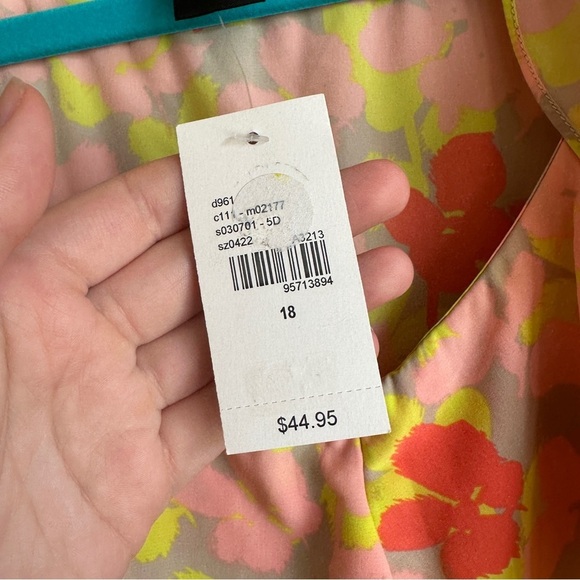 NWT Lane Bryant Tan Yellow and Pink Floral Tank Top 18 - Picture 5 of 9